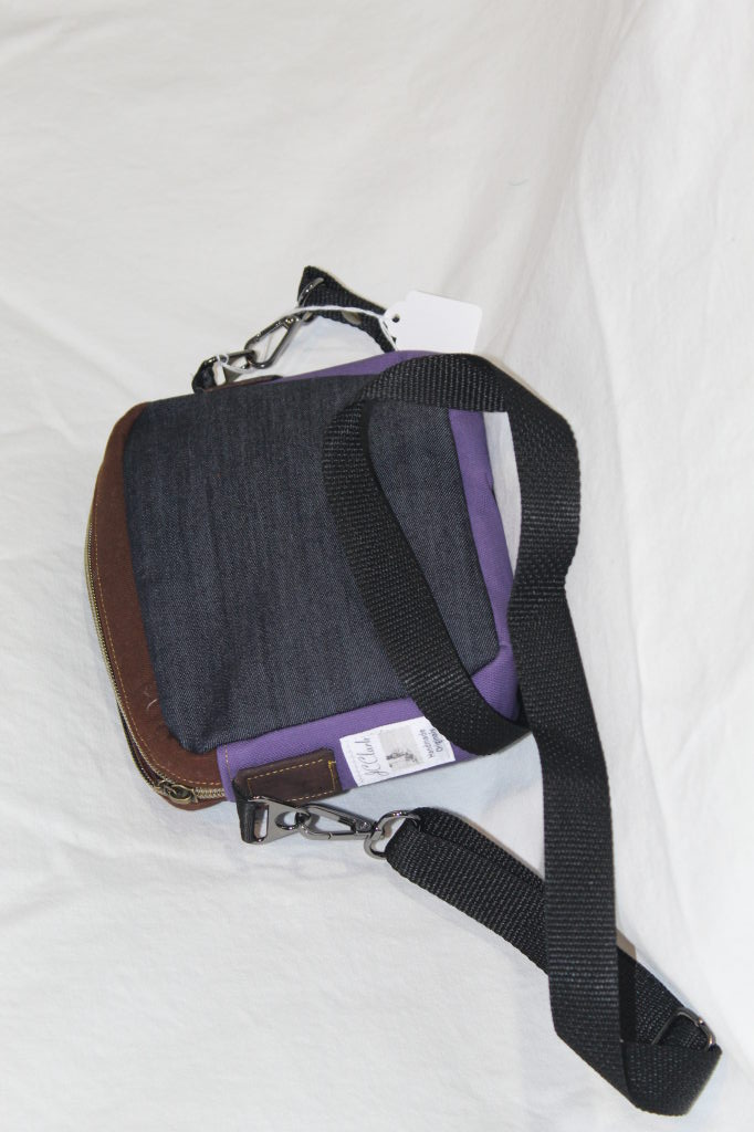 (image for) Man Bag - Black and Purple