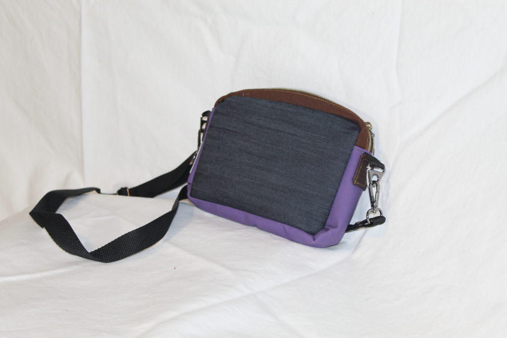 (image for) Man Bag - Black and Purple